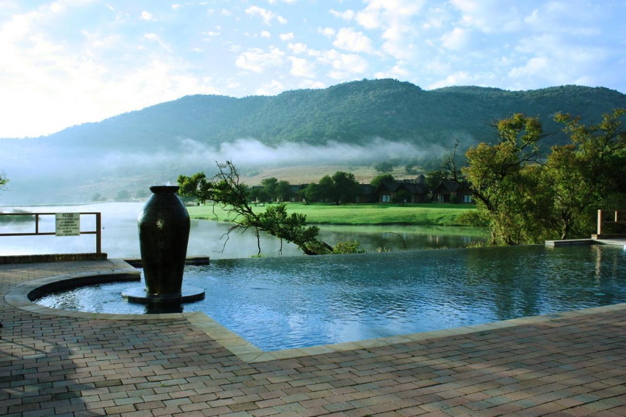 Kloofzicht Lodge & Spa Krugersdorp Exterior foto View of the resort