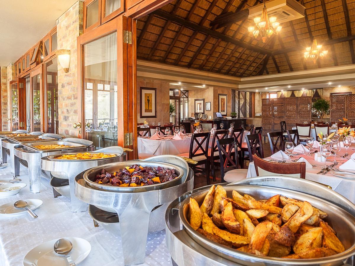 Kloofzicht Lodge & Spa Krugersdorp Exterior foto A buffet at a hotel