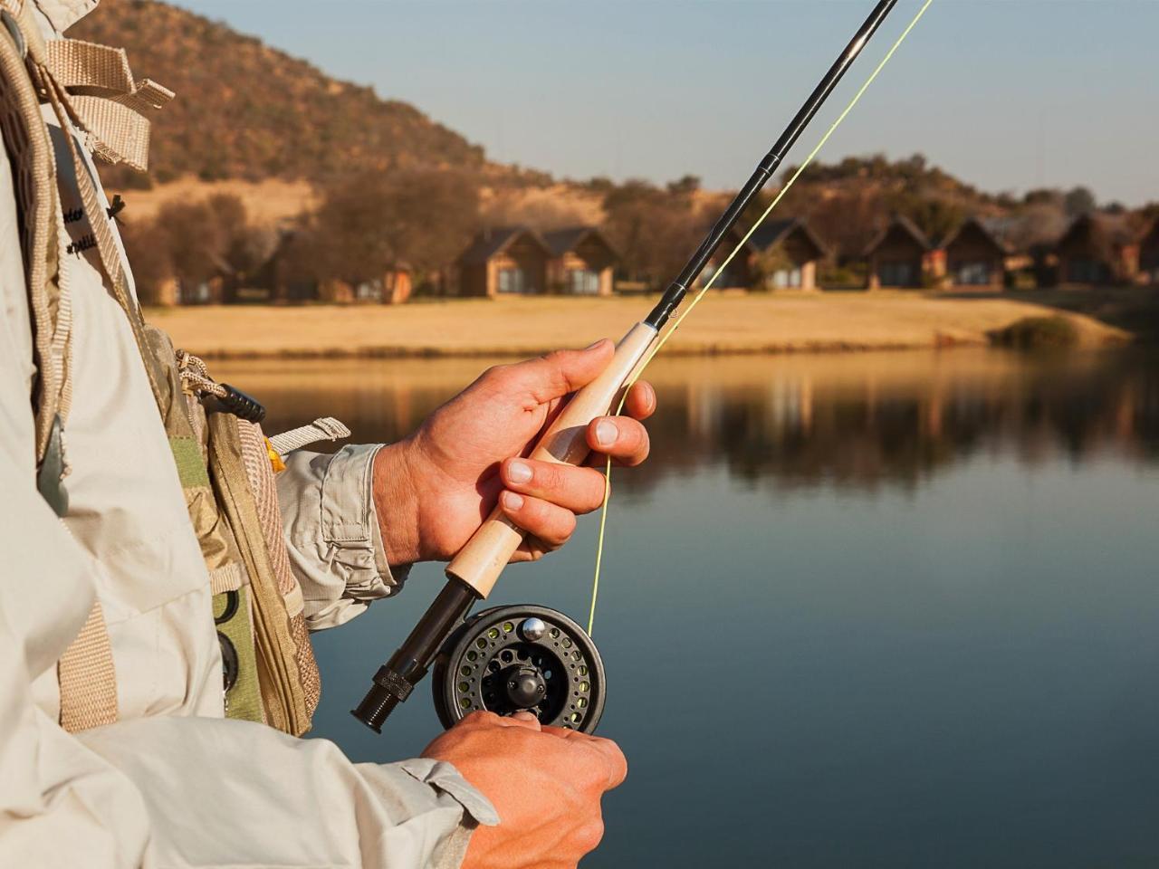Kloofzicht Lodge & Spa Krugersdorp Exterior foto Fly fishing
